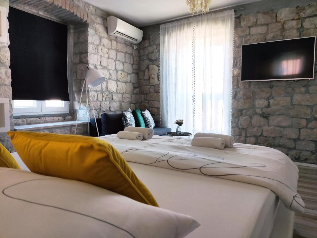 Guest House Klaudija Trogir Zewnętrze zdjęcie