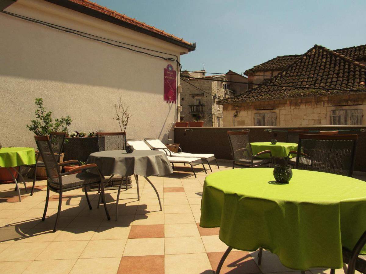 Guest House Klaudija Trogir Zewnętrze zdjęcie