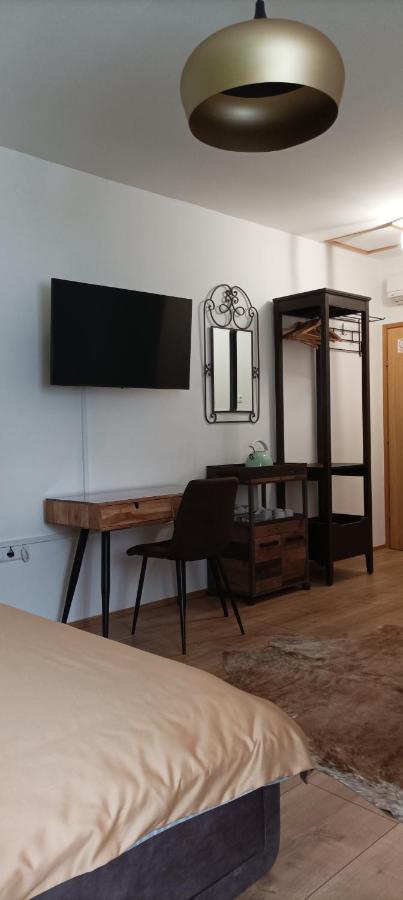 Guest House Klaudija Trogir Zewnętrze zdjęcie