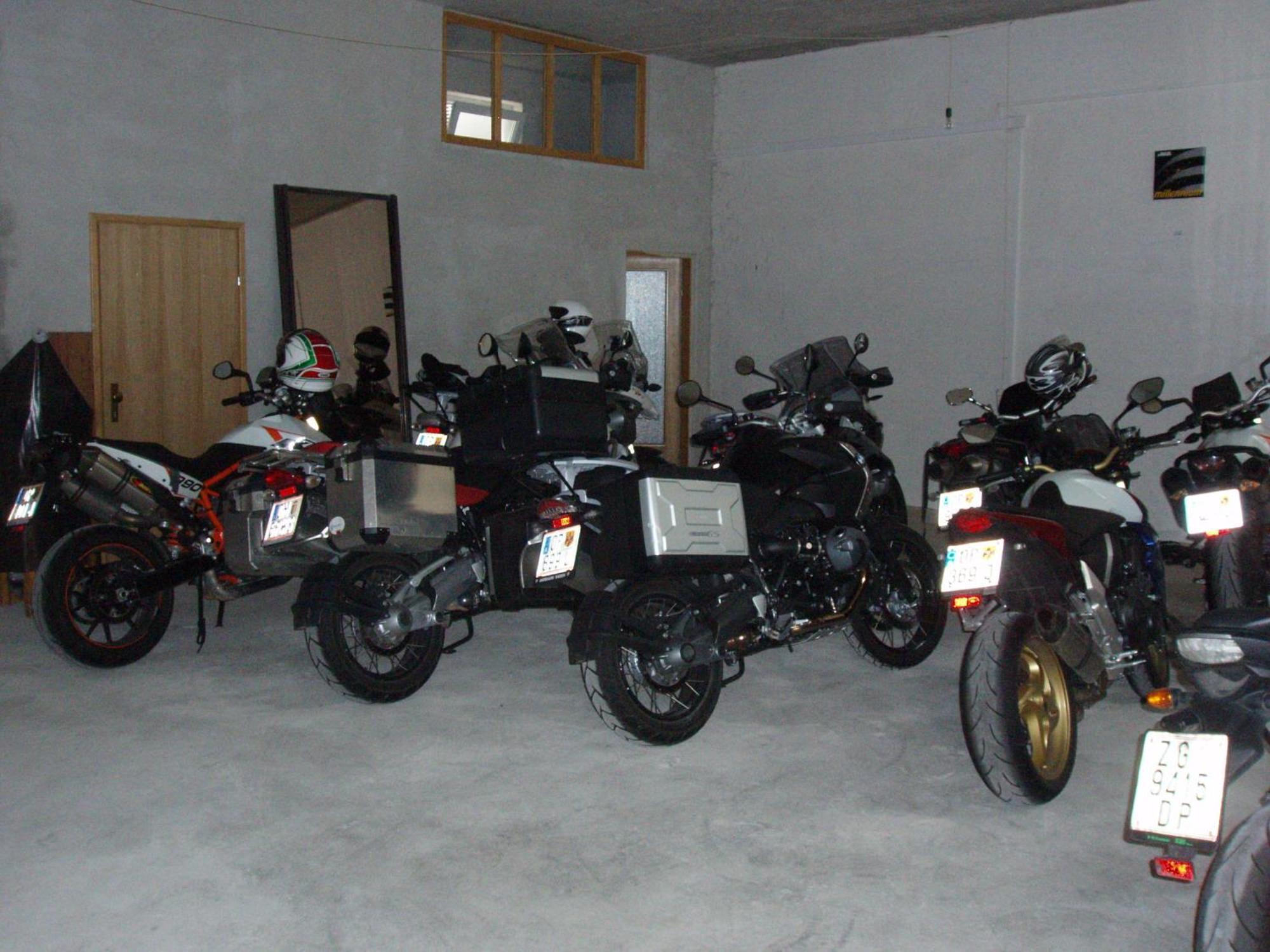 Guest House Klaudija Trogir Zewnętrze zdjęcie