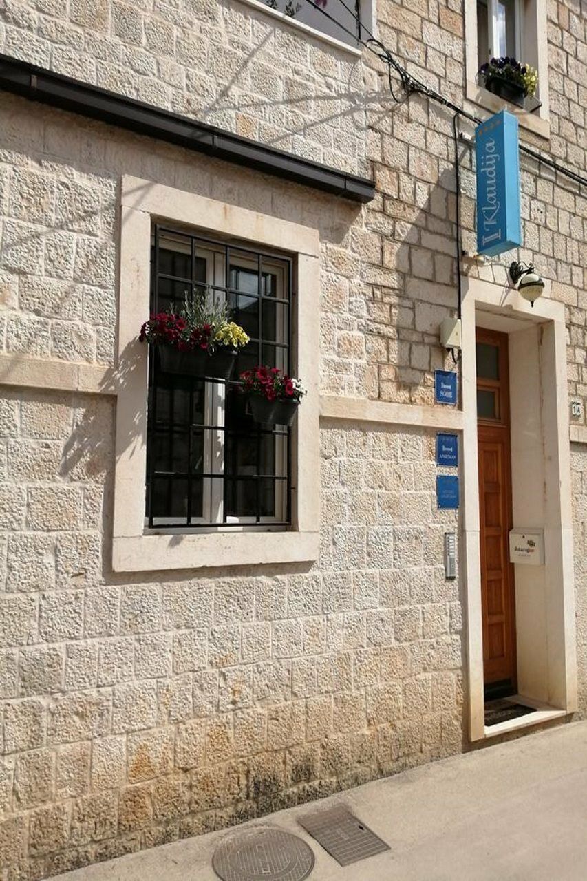 Guest House Klaudija Trogir Zewnętrze zdjęcie